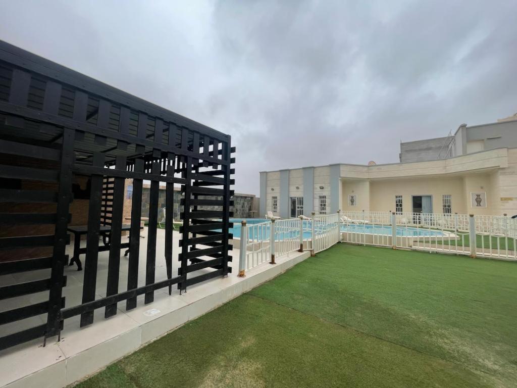 Villa Paradise Swimming Pool